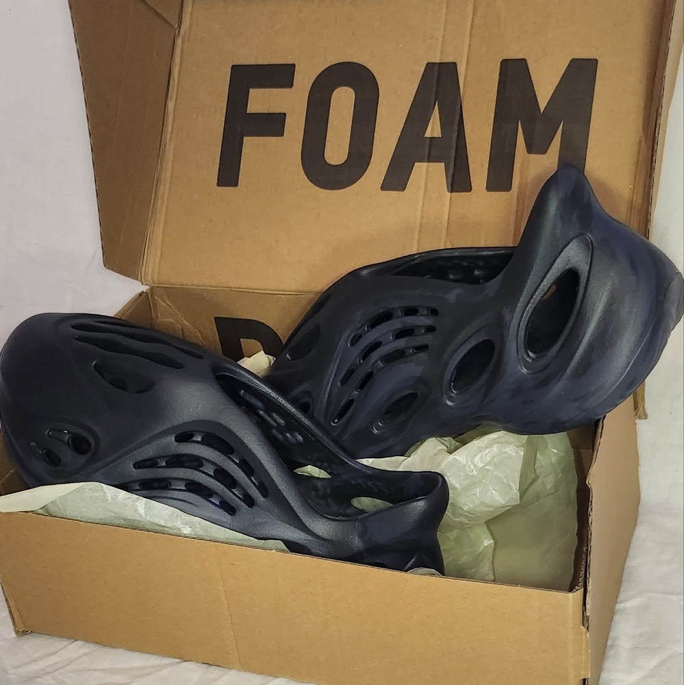 Adidas‎ Yeezy Foam Runner Mineral Blue Men's Size 7 - Picture 3 of 5